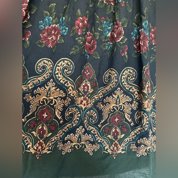 Vintage floral midi skirt in Medium - Picture 6 of 7